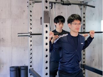 リバネス(LIBERNESS)の写真/≪個室空間でマンツーマンのトレーニング≫ペアレッスンもOK★美のサポート&肩こり・腰痛の解消にも効果!!