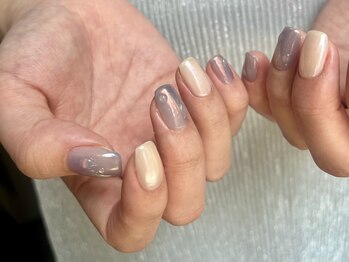 ピョル(PYOL.)/大阪本町|水滴ミラーネイル