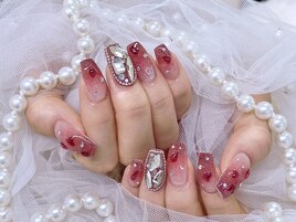 赤グラデーション 推しネイル