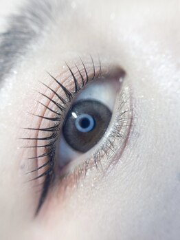 アプリラッシュ シエロ(Apri Lush Cielo)の写真/ぱっちりeye~上品なボリュームでナチュラル可愛い仕上がり♪垢抜け&印象的な目元に☆