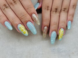 【ほり】ひまわりネイル