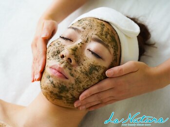ラ ナチュラ(La natura)の写真/【三宮駅徒歩3分】駅近×22時まで営業で通いやすさ◎気軽に立ち寄れるエステサロン♪いつまでも美しく…☆