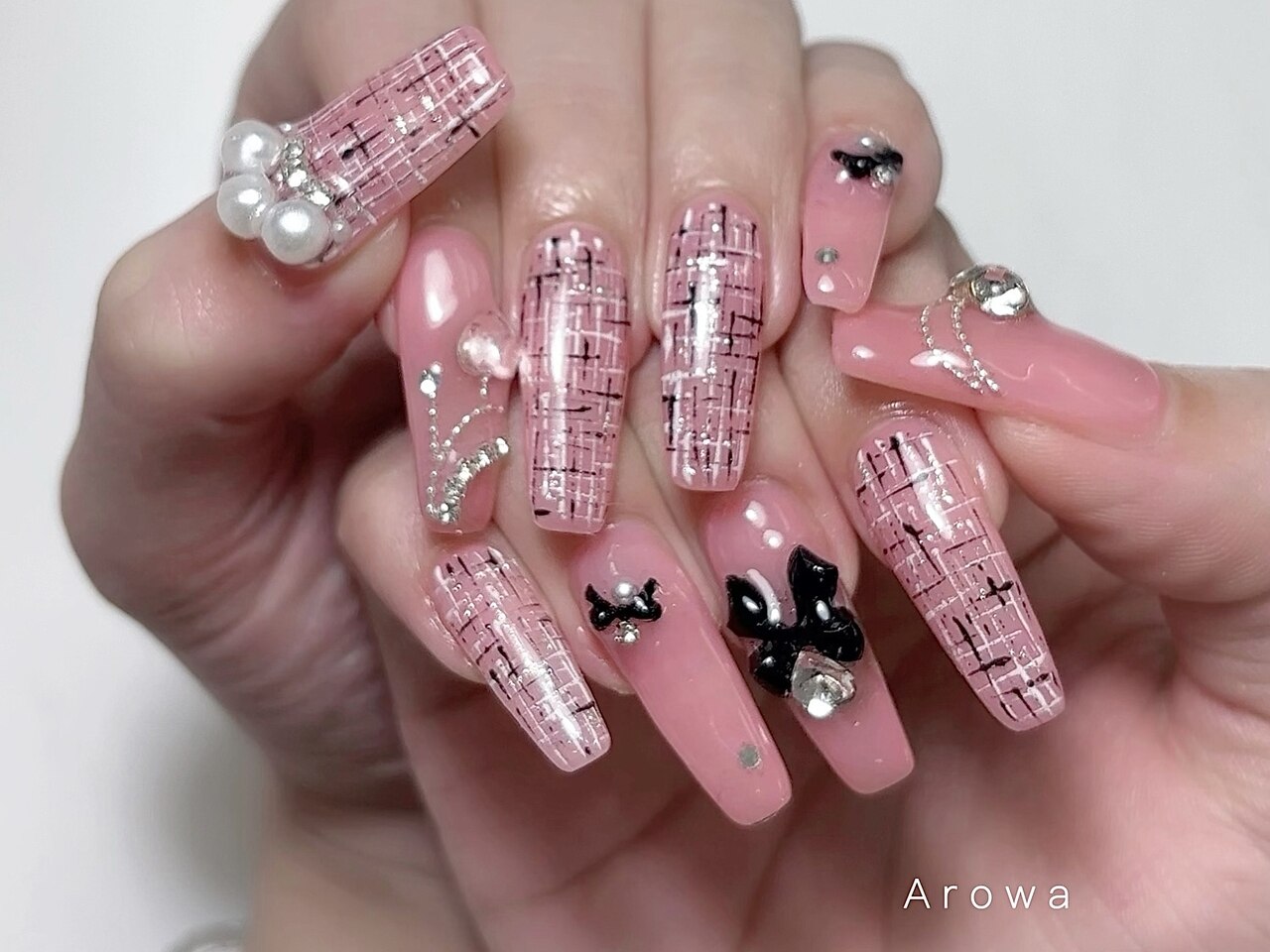 2025年-2026年冬トレンド】ツイード ハンド ロングのネイルデザイン集