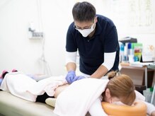 どうはく堂 西勝山接骨院/施術中の様子