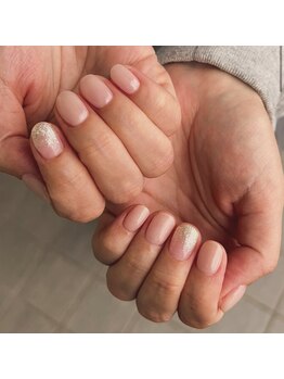 ワンカラーにラメをプラス♪