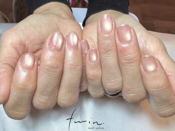 ツインネイル 塩釜口店(twin.nail)/ミルクマグネット