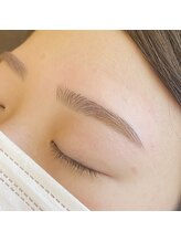 ルボーシエル(Le beau ciel)/ストレートアーチ眉