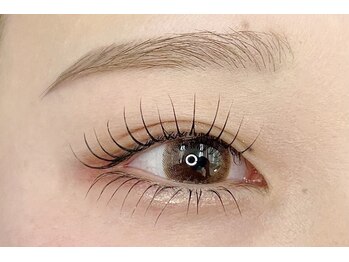 プラスアイ 柏東口店/アイブロウ+上下まつ毛パーマ