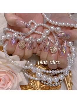ピンクアリス 北新地店(Pink Alice)の写真/北新地駅すぐ♪お姫様ネイル/夢カワ系が得意！【150分(自爪全材料使い放題)VIPアート10本コース★¥12900】