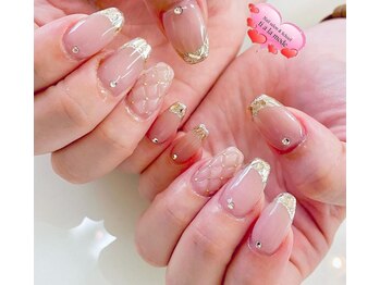 ネイルサロンアンドスクール ティアラモード(ti a la mode)