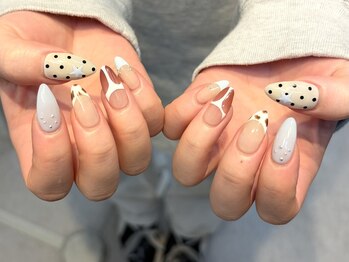 Y2Knail Momo