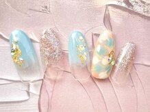 ターラ(Tara)/ピーコックネイル