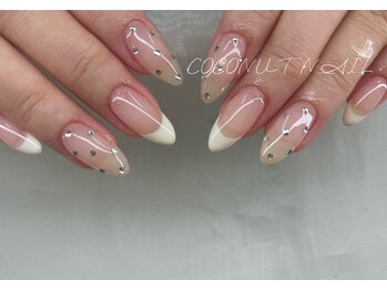 ココナッツネイル/フレンチネイル