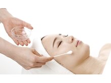 ミア(MiA)の雰囲気(透明感☆艶が欲しい方!凸凹肌にも◎痛み・ダウンタイムなし!)