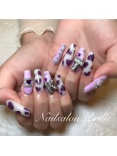 エスフィーネイルサロン ブリーユ(Esfy nailsalon Brille)/推しネイル