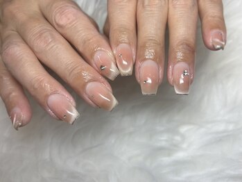 ルアナ(Lua)の写真/【自爪に優しいフィルイン/パラジェル導入◎】自爪を守り、シンプルネイルで指先に上品さをプラスします＊