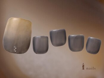 グラデーションフットネイル