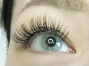 まつげエクステサロン クロエ(Chloe)/ボリュームラッシュ