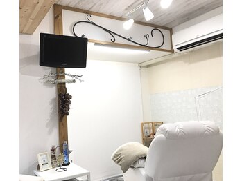 ループ アイラッシュ(Loop)の写真/静かに過ごしたいあなたへ。落ち着いたプライベート空間で、心ゆくまでリラックス☆