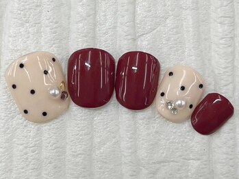 ハニービービー(Honey Bee Bee)/大人ドットネイル