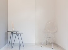 セジール メンズ アイ メゾン 問屋町(SAISIR MEN'S EYE MAISON)/待合 [店内]