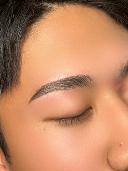 エムズアイブロウ 大阪京橋店(M’sアイブロウ)/メンズハリウッドブロウリフト