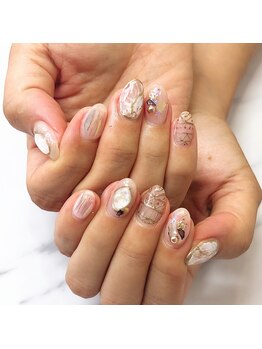 ヴォーグ(VOGUE)/ニュアンスネイル