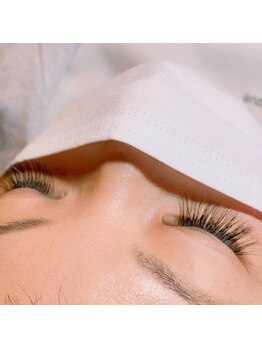 トータルビューティーリキ(RIKI)/ボリュームラッシュ