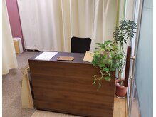 ほぐしのチカラ 生田店の雰囲気（明るいフロントで受付☆）