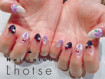 ローツェ(Lhotse)/モチーフネイル☆