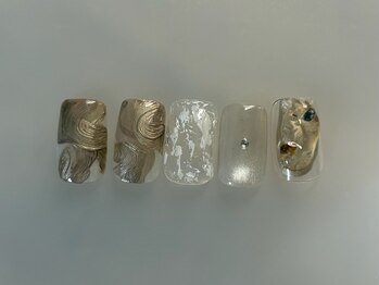 個性派ニュアンスデザインネイル