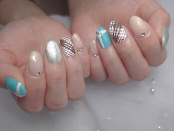 ネイルバイピヌ(nail by pinu)/持ち込みデザイン