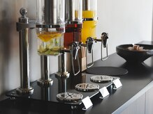 無料ドリンクサービスがあります