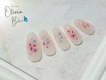 オリビアブルー(Olivia Blue)/押し花×チークネイル