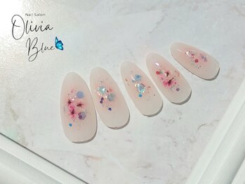 オリビアブルー(Olivia Blue)/押し花×チークネイル