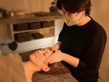 オンビューティーバイコンベックス(On Beauty by convex)/エステティシャン【YUU】