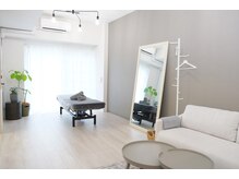 リスリム(Re:slim)/カフェをイメージした院内