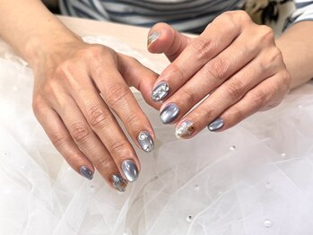 ヒラソルネイル(Girasol nail)/プレミアムコースデザイン♪
