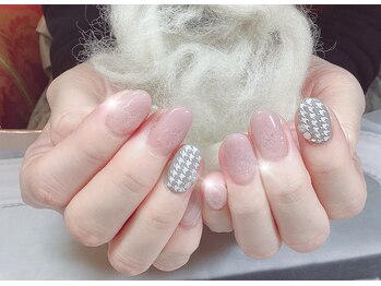 ハッピービューティー(Happy Beauty)/千鳥格子ネイル