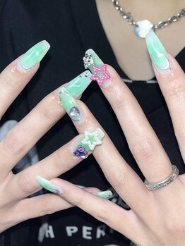 ウズ(UZU)/エアブラシネイル