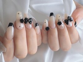 ベージュ×ブラック