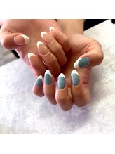 モレリア(morelia)/ラメフレンチ　フレンチネイル