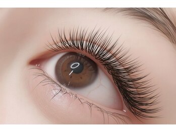 リリアーナ(Liliana)の写真/《選べる豊富なエクステ！》フラット/セーブル/ボリューム/アニメラッシュで、理想の目元を叶える。