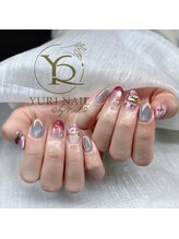 ユリナリタ(YuRi Narita)/