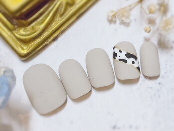 ネイルアンドアイラッシュ ブレス エスパル山形本店(BLESS)/秋におすすめアニマルネイル