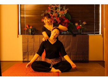 タイ古式ケロ(タイ古式KERO)/首こりにタイ古式マッサージ