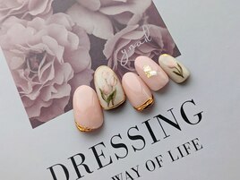 くすみチューリップネイル