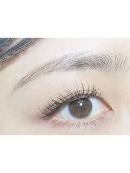 特別な日に合う華やかな目元にしたい