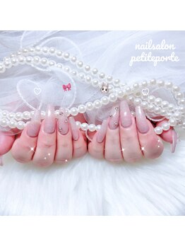 ワンカラーにお好きなパーツを♪