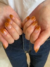 アンバー(Amber)/オレンジブラウンネイル☆